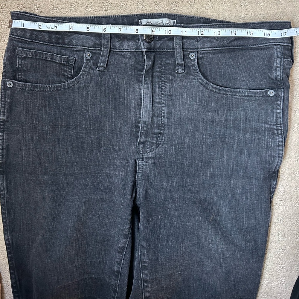 Madewell 10” high rise black skinny stretch jeans.